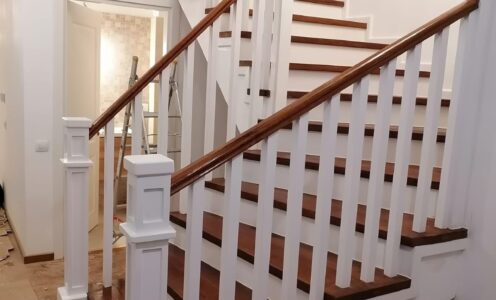 Scari interioare din lemn masiv